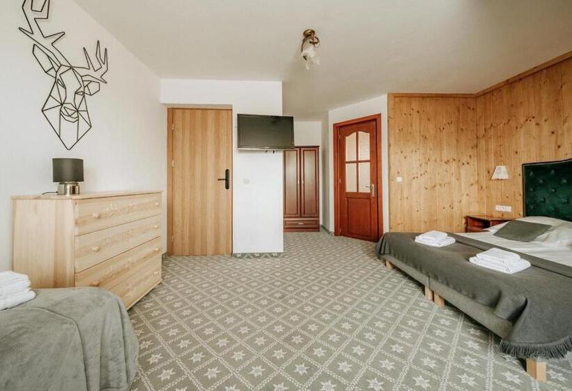 חדר סטנדרט לשלושה עם מרפסת, Willa Swoboda Garden Spa