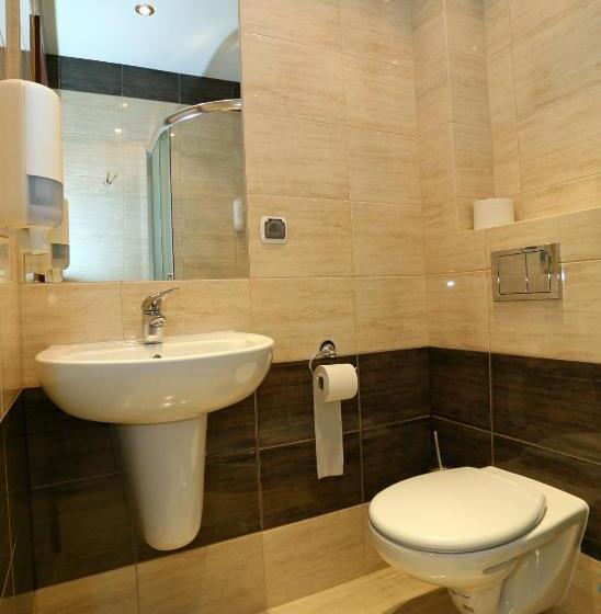 חדר סטנדרט לשלושה, Hostel żywiec