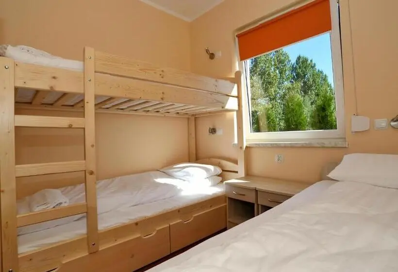 スタンダードトリプルルーム, Hostel żywiec