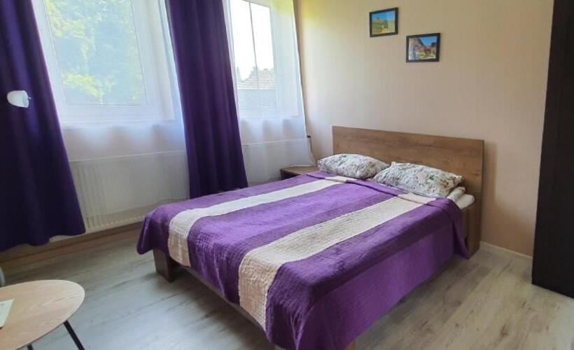 Номер Стандарт Совместная Ванная, Hostel Zamość   Pokoje Gościnne