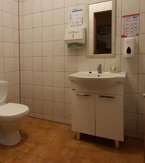 バスルーム共有のシングルスタンダード, Hostel Zamość   Pokoje Gościnne