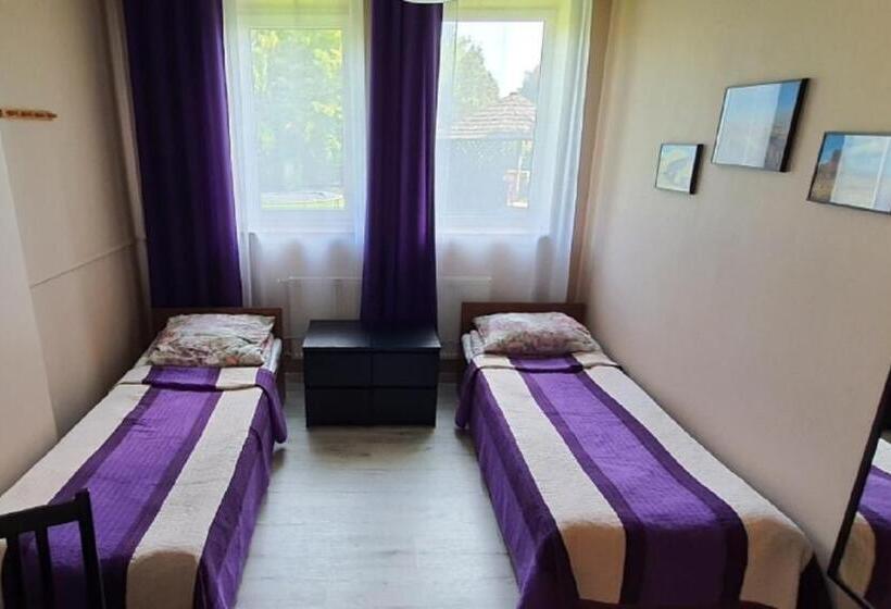 Номер Стандарт Совместная Ванная, Hostel Zamość   Pokoje Gościnne