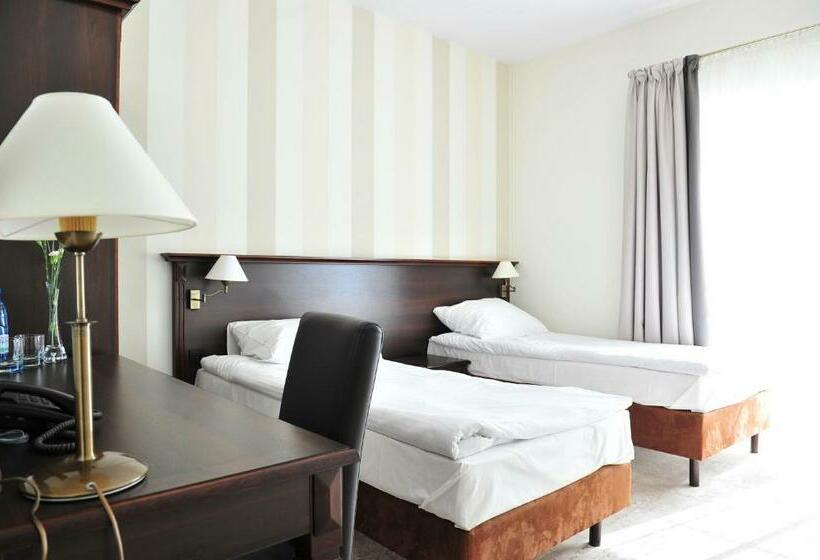 اتاق استاندارد, Biały Dwór