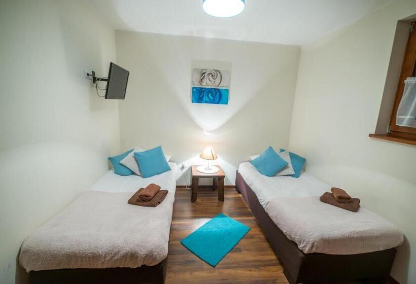 اتاق عادی, Dolce Vita