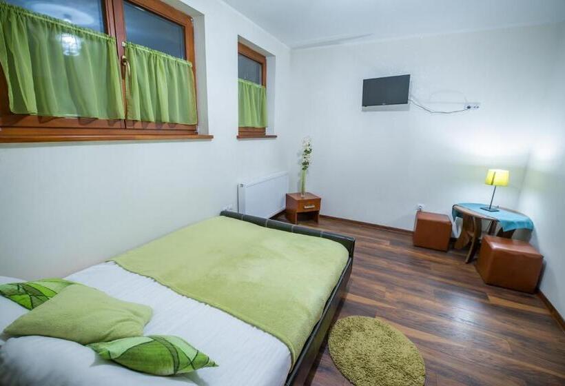 اتاق عادی, Dolce Vita