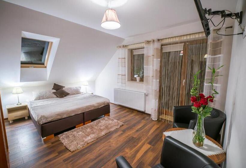 اتاق لوکس چهار تخته, Dolce Vita