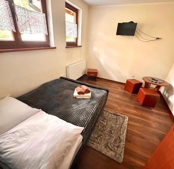 اتاق عادی, Dolce Vita