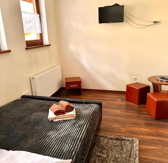 اتاق عادی, Dolce Vita