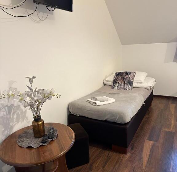 اتاق استاندارد, Dolce Vita