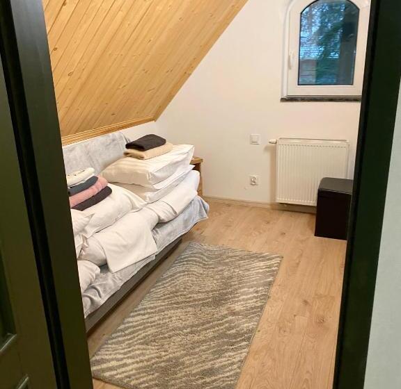 استودیو استاندارد با تخت کینگ, Dolce Vita