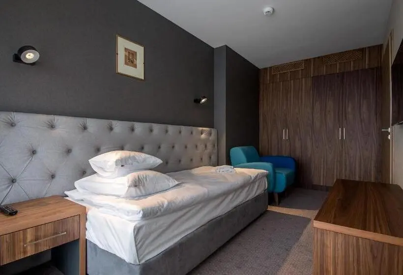 Classic Kolmen Hengen Huone, Harnaś Dla Dorosłych Z Widokiem Na Tatry   Adults Only