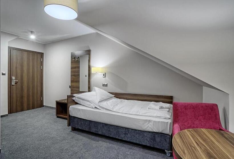 חדר יחיד בסיסי, Kamieniczka