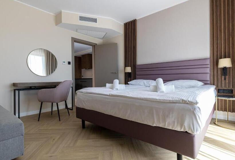 סוויטת ג'וניור נוף לים, Meridian