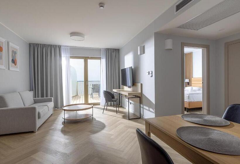 סטודיו סטנדרטי נוף לים, Meridian