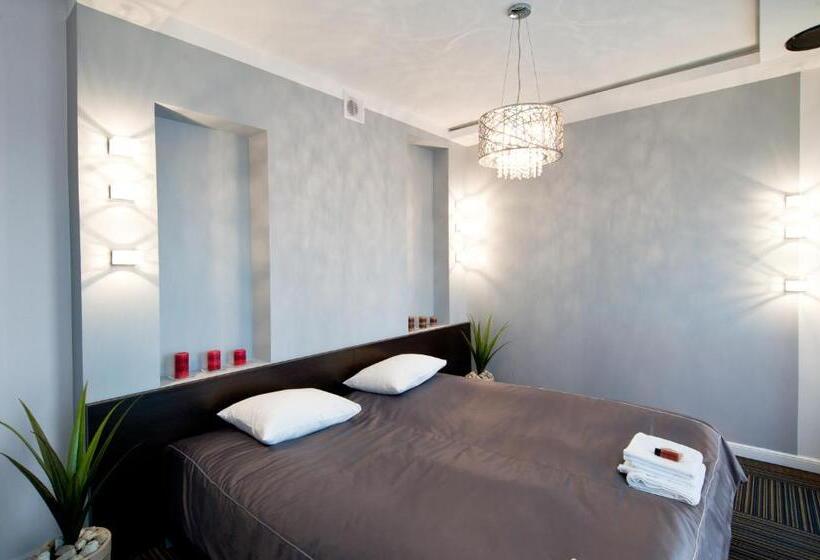 آپارتمان 2 خوابه, Młoda Europa