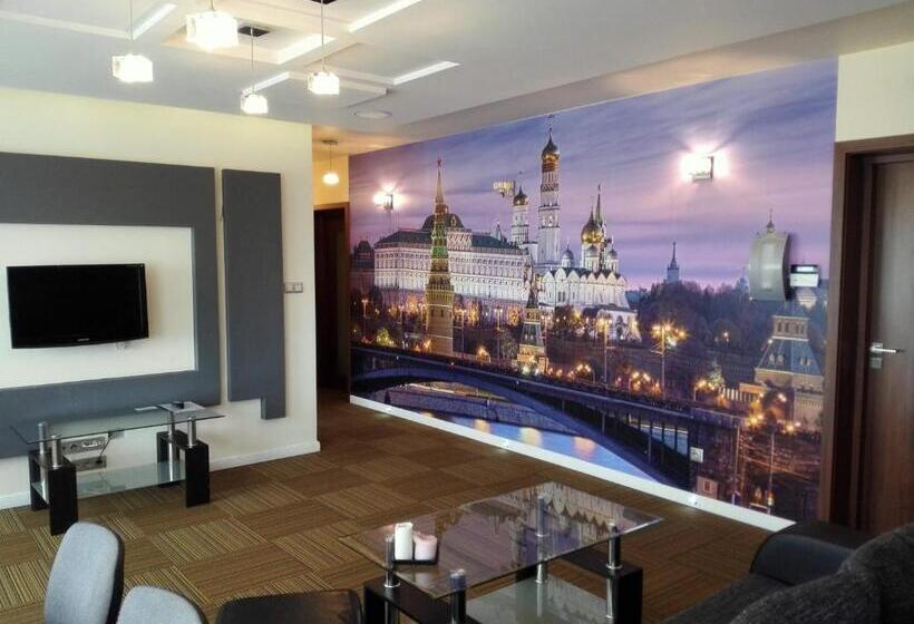 آپارتمان 2 خوابه, Młoda Europa