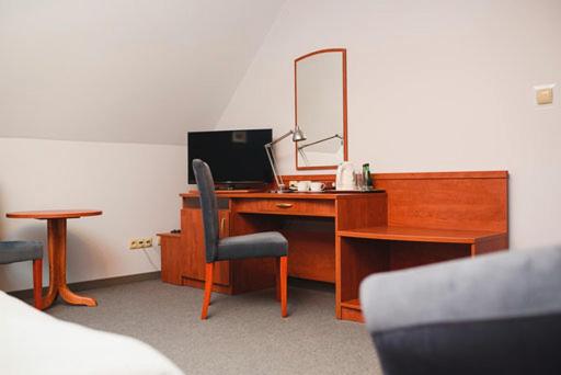 غرفة قياسية, Zajazd Pod Szyszkami