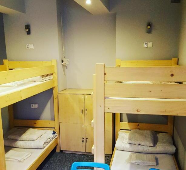 מיטה בחדר משותף, Jopi Hostel Katowice Centrum