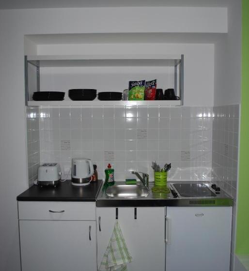 מיטה בחדר משותף, Jopi Hostel Katowice Centrum