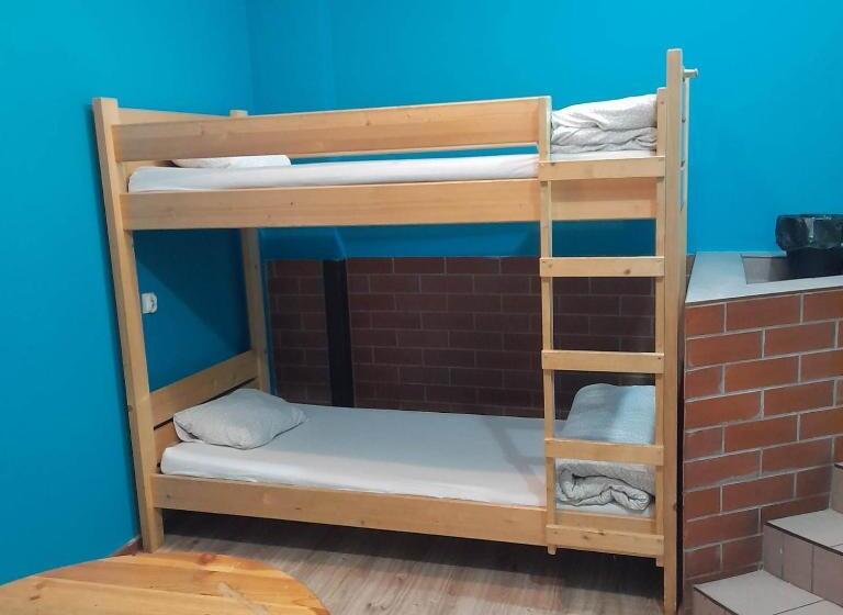 מיטה בחדר משותף, Jopi Hostel Katowice Centrum