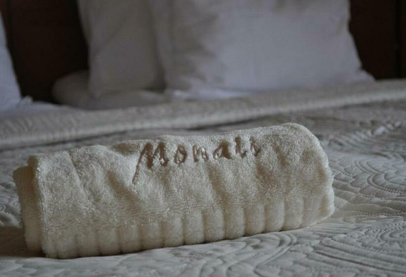 四人标准间, Monali