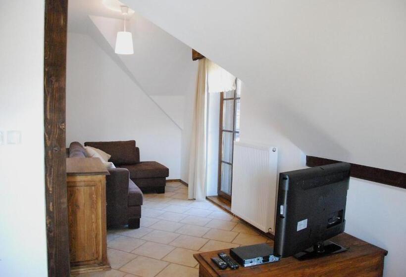 １ベッドルームアパートメント, Werchowyna