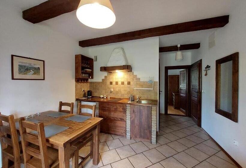 דירת חדר, Werchowyna