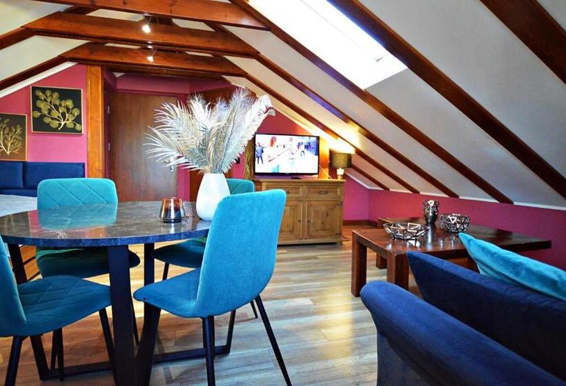 패밀리 룸 산 전망, Willa Lena