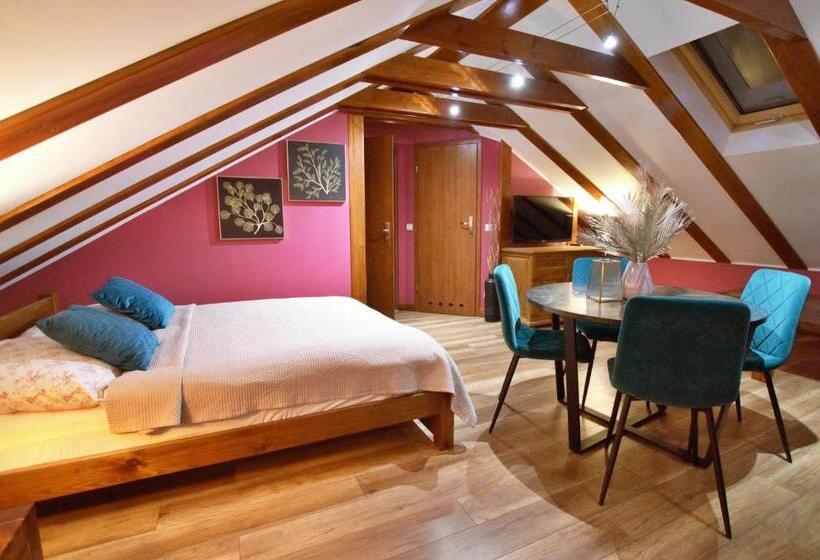 패밀리 룸 산 전망, Willa Lena