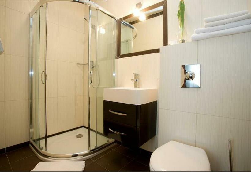 Семейный Номер, Pensjonat Plażowy Boss Z Restauracją 50 Metrów Od Morza