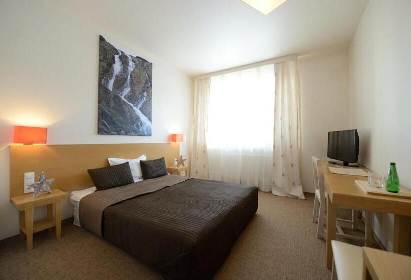 标准间, Pensjonat Orla Perc