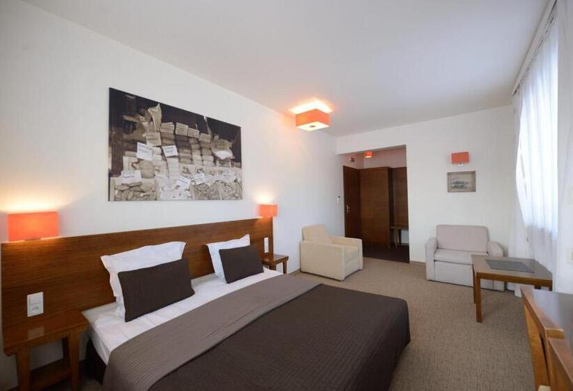 Quarto Triplo Estandar, Pensjonat Orla Perc