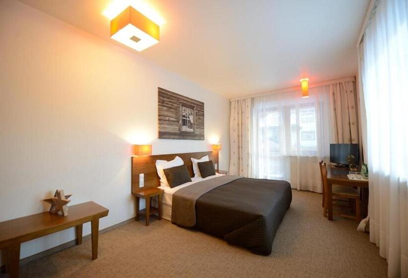 标准间, Pensjonat Orla Perc