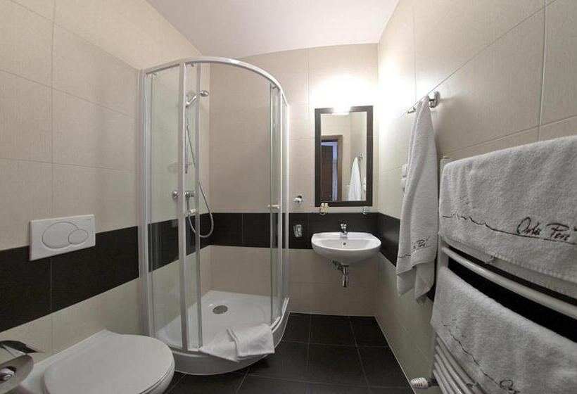 Quarto Estandar, Pensjonat Orla Perc