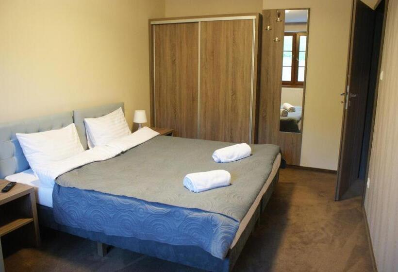 스탠다드 발코니 스튜디오, Alpejski Zieleniec