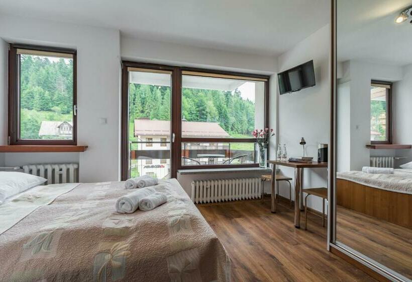 اتاق استاندارد, Noclegi Abc