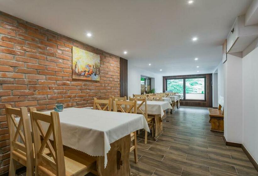 اتاق استاندارد, Noclegi Abc