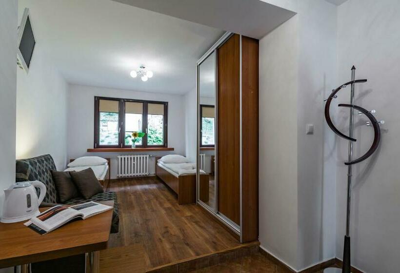 اتاق استاندارد, Noclegi Abc