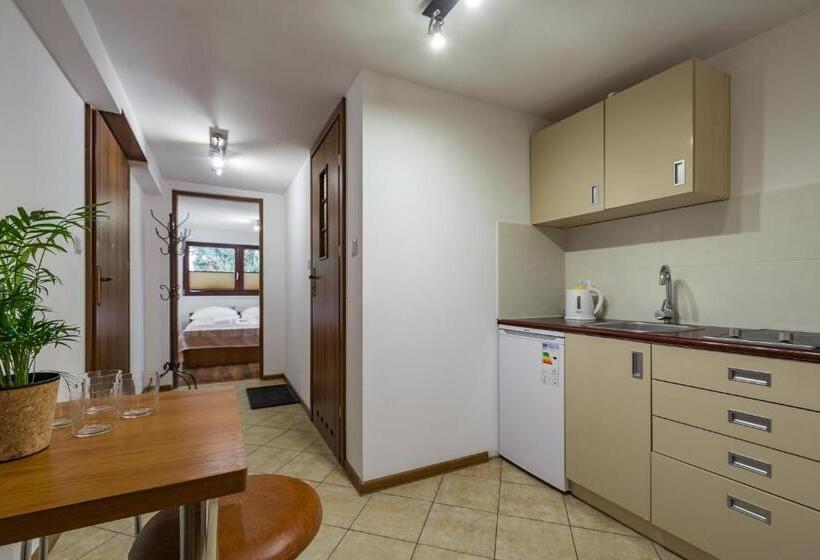 اتاق خانوادگی, Noclegi Abc