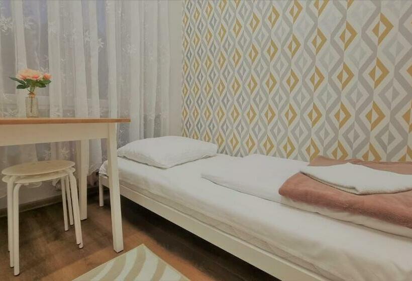 스탠다드 룸, Schronisko Młodzieżowe Ptsm Matecznik