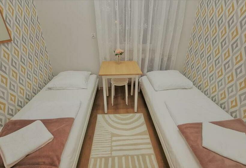 スタンダードルーム, Schronisko Młodzieżowe Ptsm Matecznik