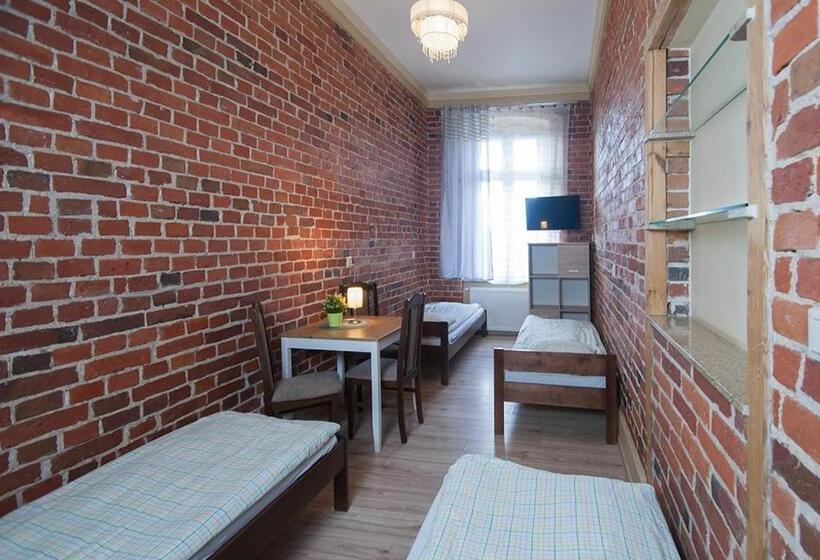 Четырехместный Номер Стандарт, Vanilla Hostel Wrocław