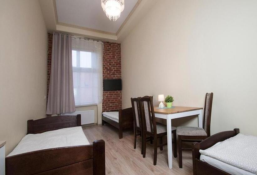 Четырехместный Номер Стандарт, Vanilla Hostel Wrocław