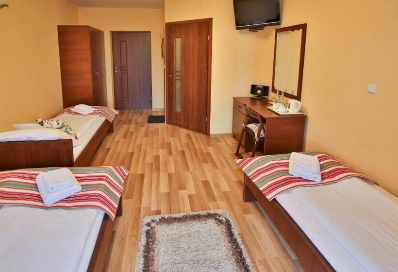 Четырехместный Номер Стандарт, Villa Kasper