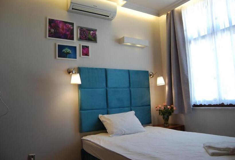 غرفة أساسية, Villa Star