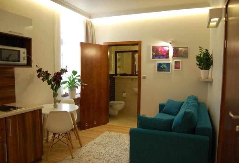 Апартаменты 1 Спальня, Villa Star