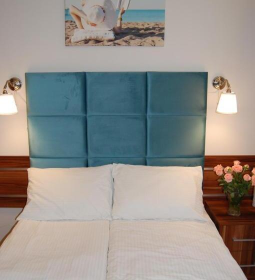 شقة عائلية, Villa Star