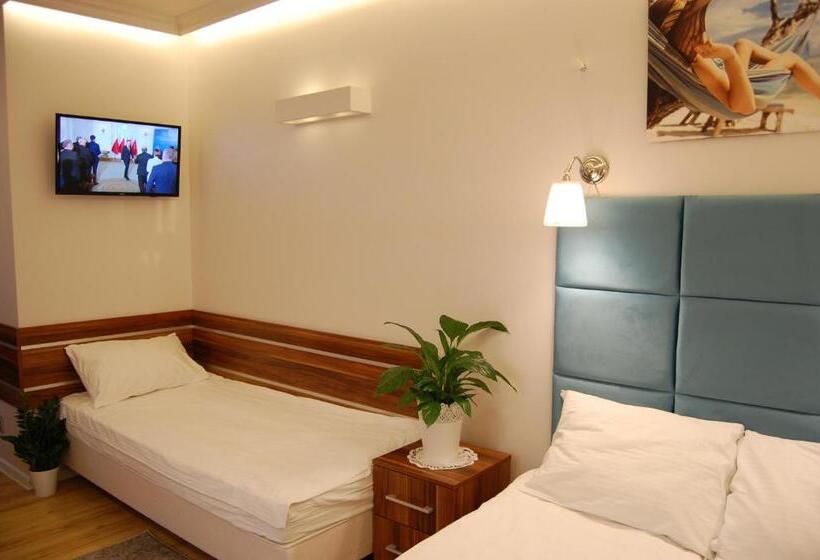 إستوديو قياسى, Villa Star