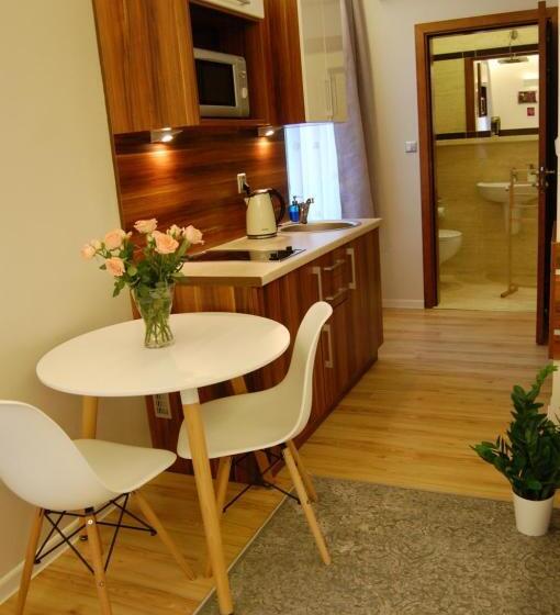 إستوديو قياسى, Villa Star