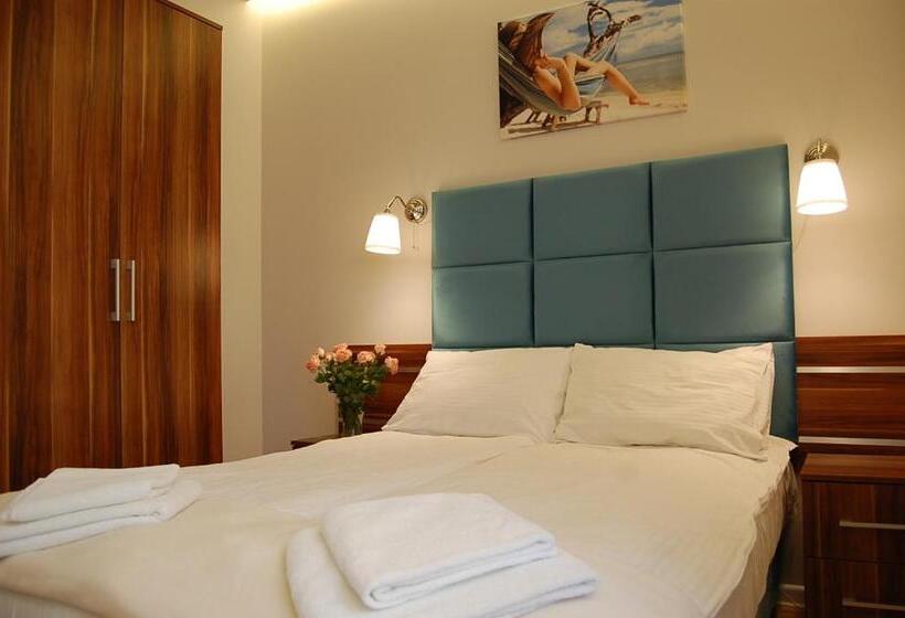 شقة غرفة واحدة, Villa Star